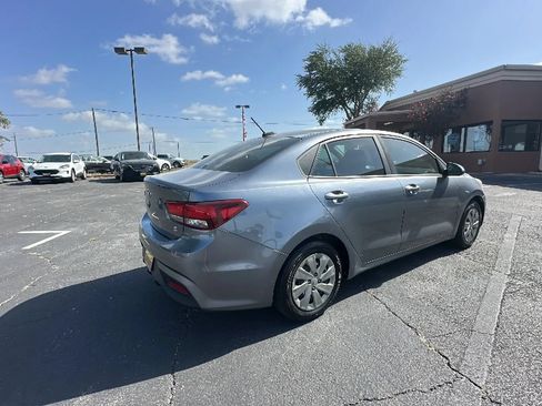 Used 2020 Kia Rio S FWD image 7
