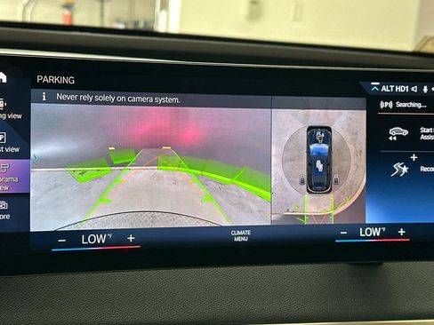 Used 2023 BMW iX xDrive50 w/ Sport Package image 36