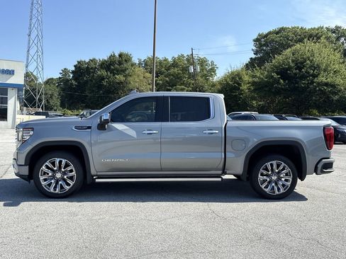 Used 2023 GMC Sierra 1500 Denali w/ Denali Reserve Package AWD/4WD image 28