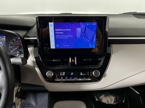 Certified 2025 Toyota Corolla LE FWD image 17