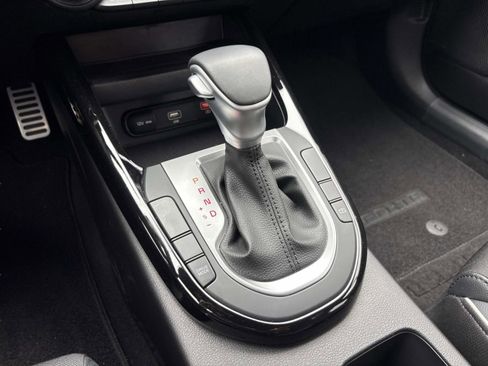 Used 2023 Kia Forte GT-Line w/ GT-Line Premium Package image 32