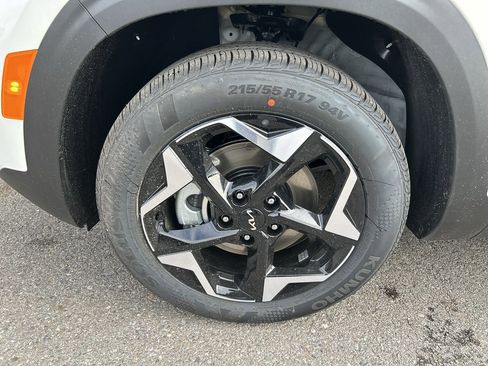 New 2026 Kia Seltos S image 8