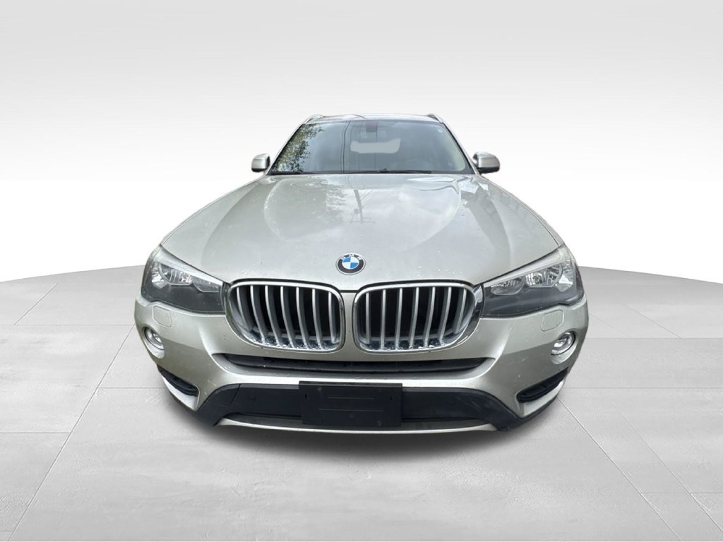 Used 2015 BMW X3 xDrive28i w/ Premium Package AWD/4WD image 3