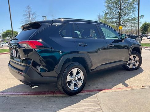 Used 2025 Toyota RAV4 XLE w/ Weather Package image 6