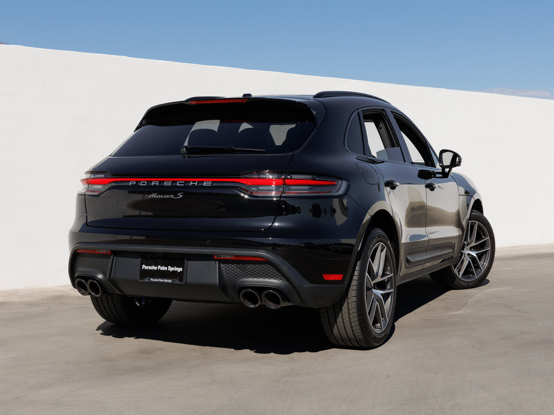 Certified 2026 Porsche Macan S AWD/4WD image 7