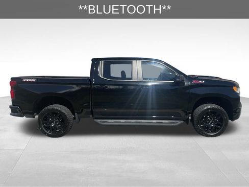 Used 2024 Chevrolet Silverado 1500 LT Trail Boss w/ Convenience Package II image 4