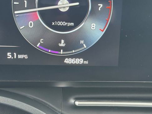 Used 2024 Kia Carnival SX Prestige image 24