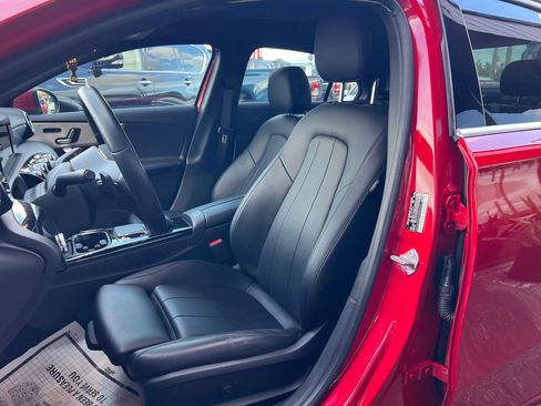 Used 2019 Mercedes-Benz A 220 image 11