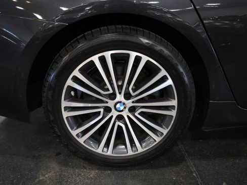 Used 2019 BMW 540i xDrive w/ Convenience Package image 11