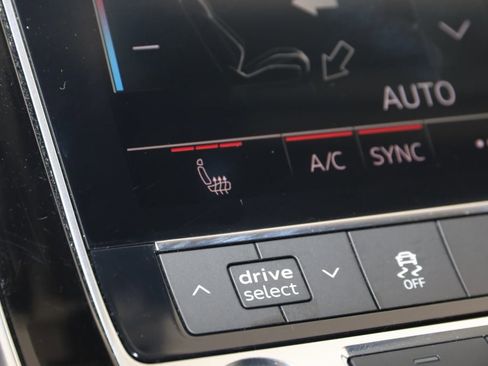 Used 2022 Audi Q7 Premium Plus w/ Premium Plus Package image 8