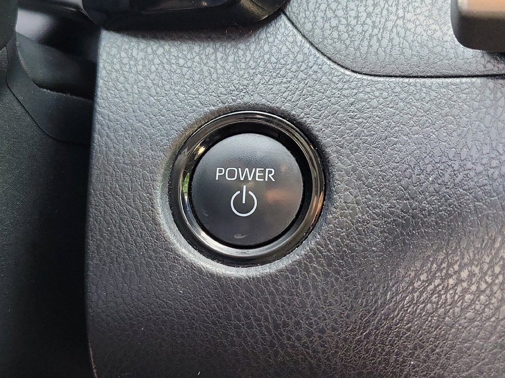 Used 2025 Toyota Camry LE FWD image 33