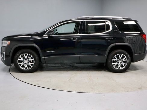 Used 2023 GMC Acadia SLT w/ LPO, Floor Liner Package image 10