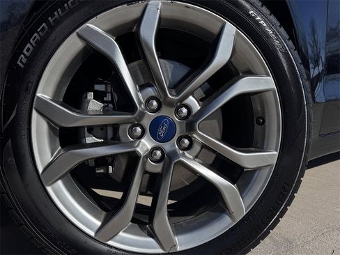 Used 2020 Ford Fusion SEL image 10