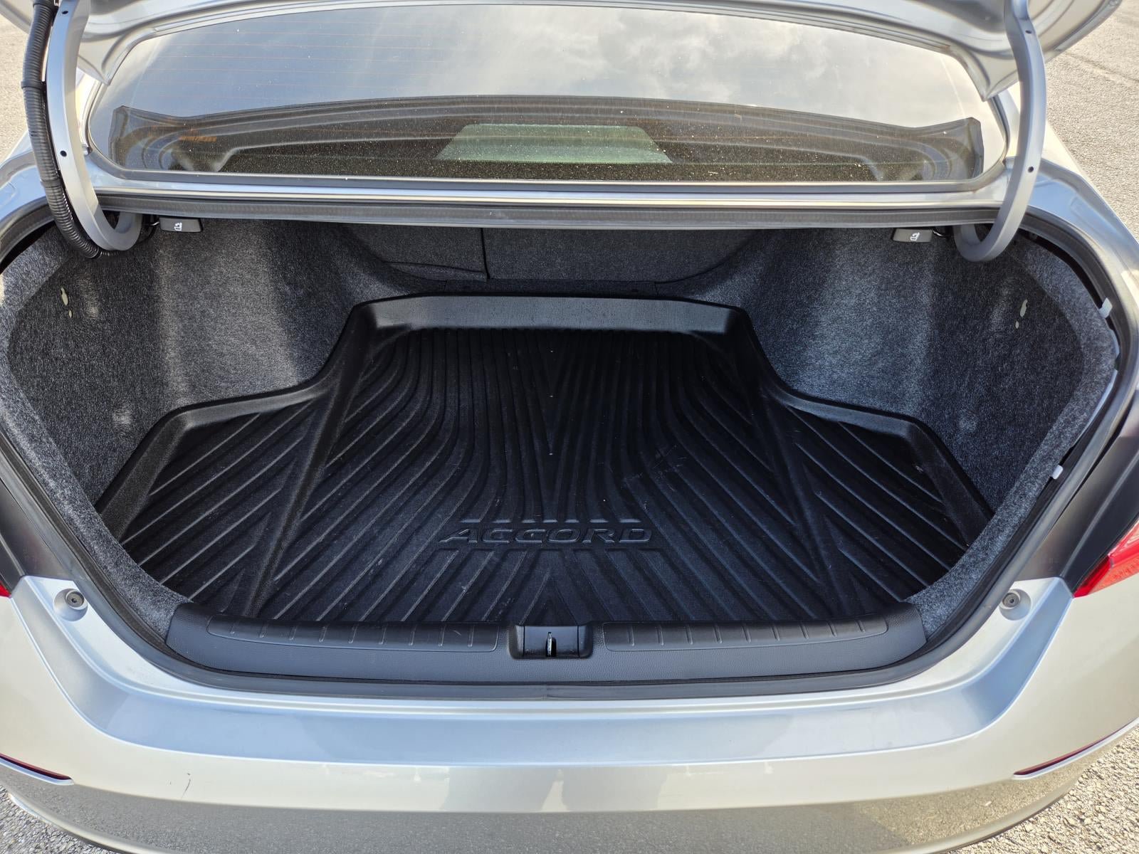 Used 2022 Honda Accord Sport image 12