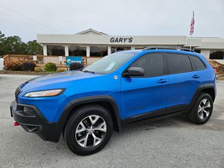 Used 2017 Jeep Cherokee Trailhawk w/ Comfort/Convenience Group video 2