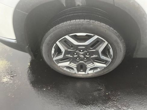 Used 2023 Hyundai Santa Fe Limited image 33