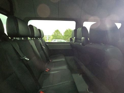 Used 2016 Mercedes-Benz Sprinter 2500 image 12