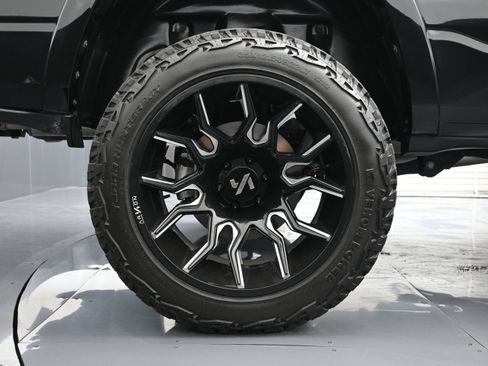 Used 2023 RAM 1500 Limited AWD/4WD image 18