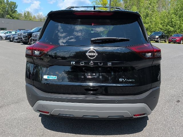 Certified 2023 Nissan Rogue SV w/ SV Premium B Package AWD/4WD image 4