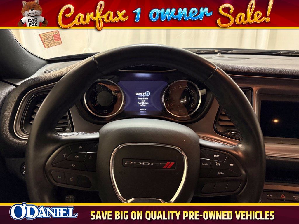 Used 2023 Dodge Challenger SXT RWD image 9