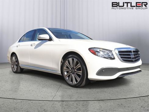 Used 2018 Mercedes-Benz E 300 image 3
