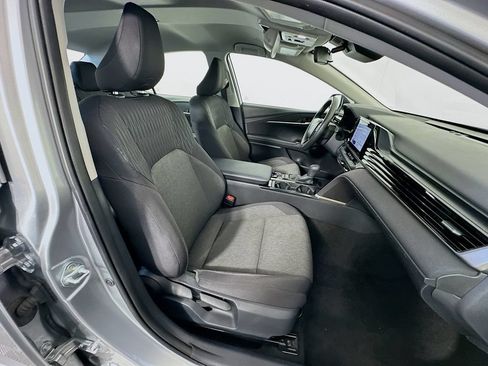 Certified 2025 Toyota Camry LE FWD image 27