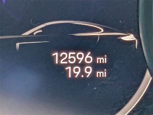 Used 2023 Porsche Panamera 4S w/ Premium Package image 39