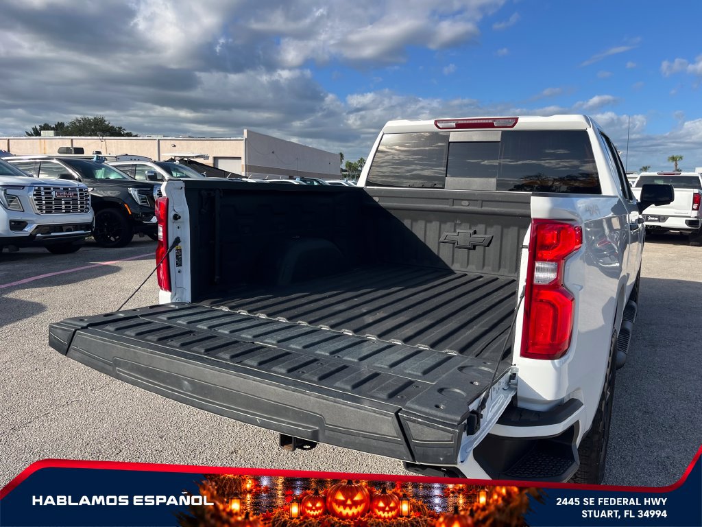 Certified 2025 Chevrolet Silverado 1500 RST w/ Redline Edition AWD/4WD image 16