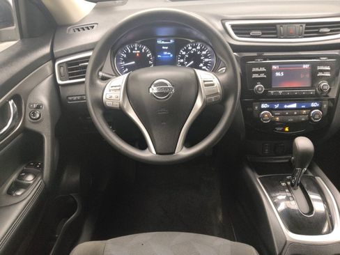 Used 2016 Nissan Rogue SV AWD/4WD image 22