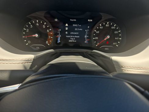 Used 2023 Jeep Compass Limited w/ Sun and Sound Group AWD/4WD image 20