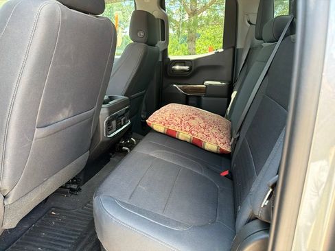 Used 2019 GMC Sierra 1500 Elevation w/ Elevation Value Package AWD/4WD image 9
