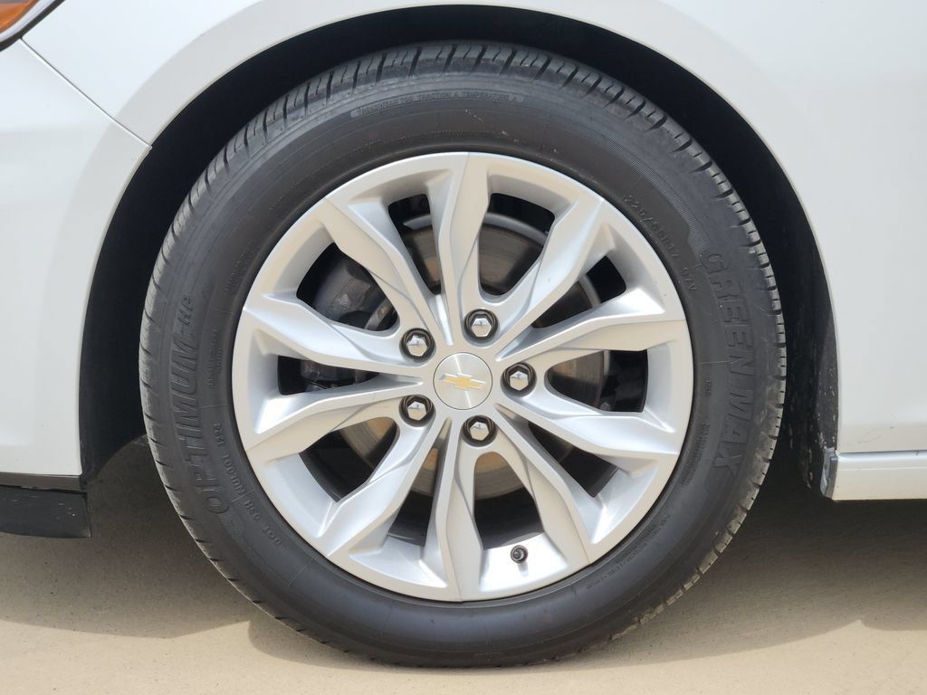Used 2023 Chevrolet Malibu LT FWD image 10