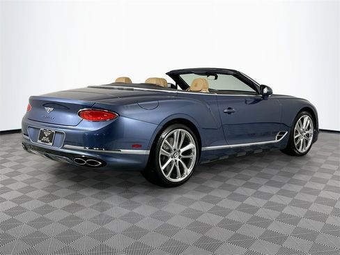 Used 2022 Bentley Continental GT image 8