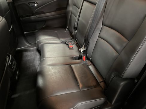 Used 2022 Honda Pilot Special Edition image 11