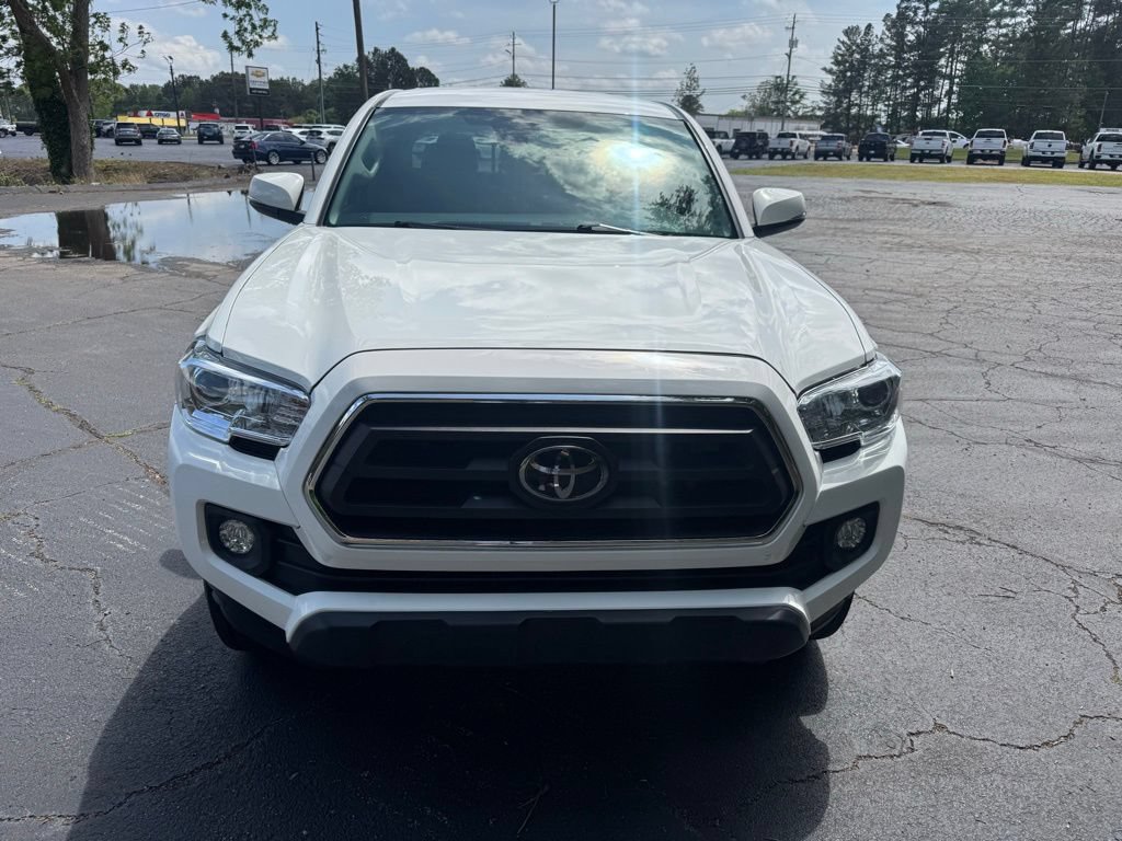 Used 2022 Toyota Tacoma SR5 w/ Technology Package RWD image 15
