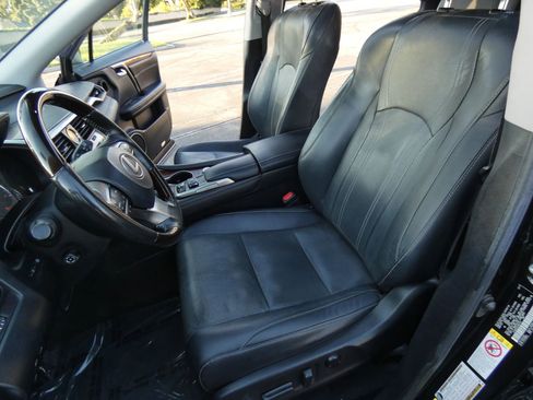 Used 2018 Lexus RX 350L FWD image 55