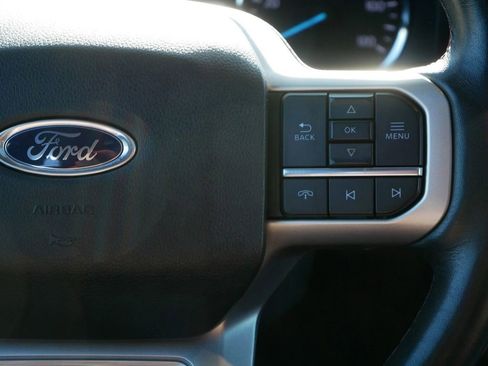 Used 2022 Ford Expedition Limited image 19