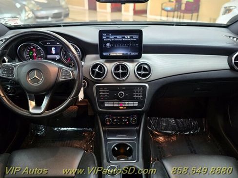 Used 2018 Mercedes-Benz GLA 250 image 18