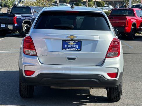 Used 2020 Chevrolet Trax LS w/ Tint and Cruise Package image 4