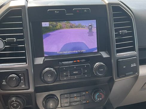 Used 2020 Ford F150 XLT w/ Equipment Group 302A Luxury AWD/4WD image 46