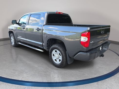 Used 2020 Toyota Tundra SR5 w/ SR5 Convenience Package AWD/4WD image 7