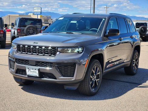 New 2026 Jeep Grand Cherokee Altitude AWD/4WD image 5