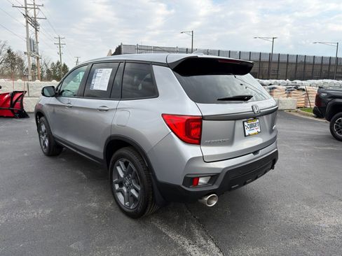 Used 2023 Honda Passport EX-L image 4