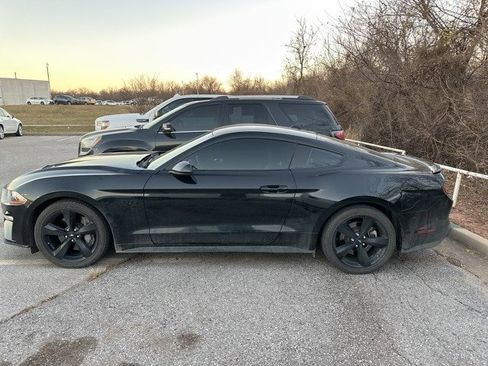 Used 2021 Ford Mustang GT w/ Equipment Group 301A image 5