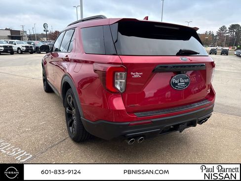 Used 2020 Ford Explorer ST w/ ST Street Pack image 15
