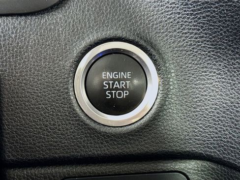 Used 2022 Toyota Tundra SR5 RWD image 28