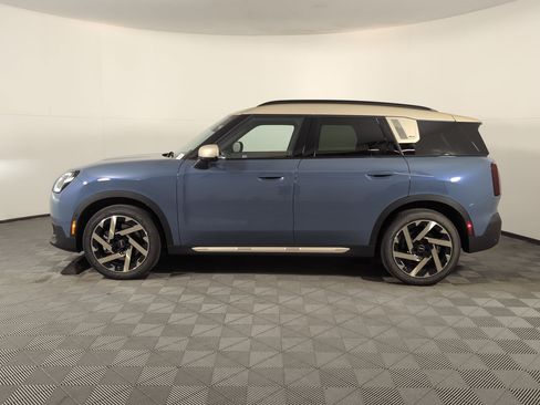 New 2026 MINI Cooper Countryman S image 2