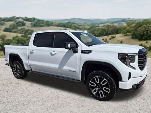Used 2025 GMC Sierra 1500 AT4 w/ AT4 Premium Package AWD/4WD image 1