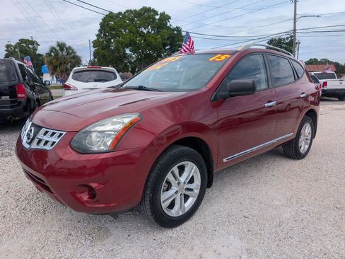 Used 2015 Nissan Rogue S w/ Convenience Package FWD image 3