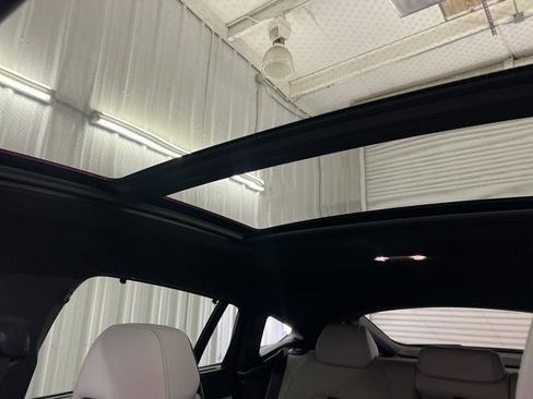 Used 2026 BMW X6 M Competition w/ Executive Package image 36